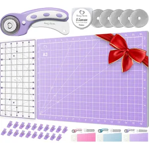 Rotary Cutter Set lavender - Quilting Kit incl. 45mm Fabric Cutter, 5 Replacement Blades, A3 Cutting Mat, Acrylic Ruler and Craft Clips - Ideal for Crafting, Sewing, Patchworking, Crochet & Knitting